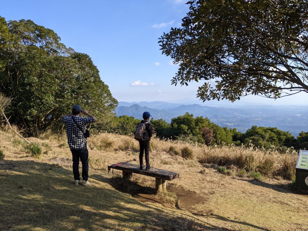 超人気の低山、八重山