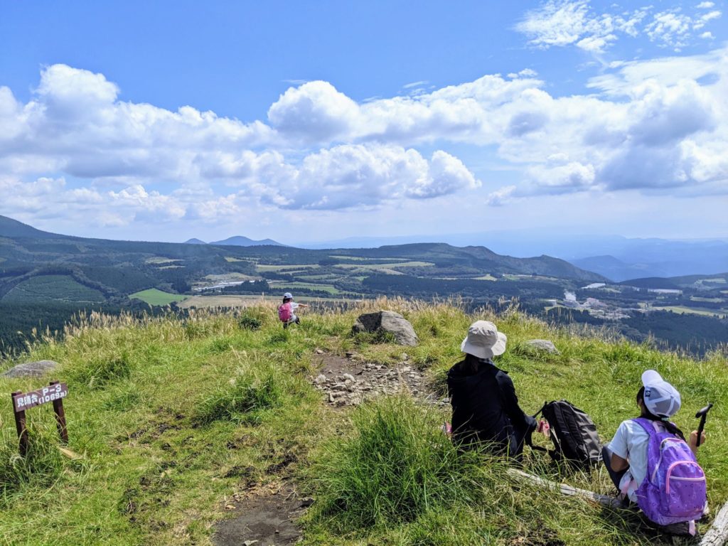 熱中症は夏の登山で最も気をつけるべきこと